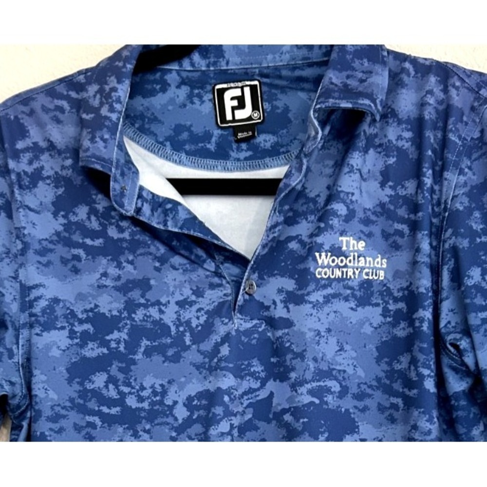 Footjoy Junior Polo Shirt Blue Camo Performance Golf The Woodlands Club MEDIUM